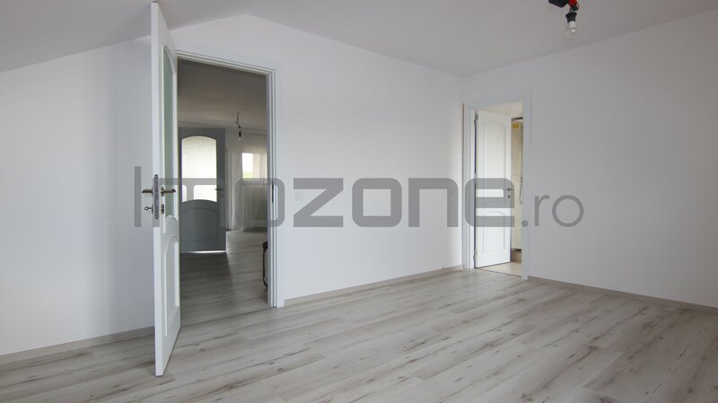 Dragomiresti-Vale, vila P+1, 6 camere, 4 bai, 224 mp utili,  teren 511 mp.